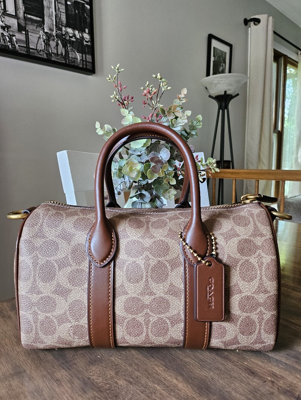 Coach Signature Compass 25